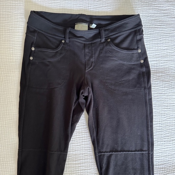 Athleta Cropped Leggings - Black Size Small - Picture 2 of 7